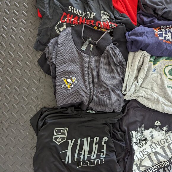 Lot of Mixed Mens Womens NHL NFL Sports Shirts 13 Pc Reseller Bundle - Picture 2 of 5